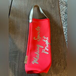 NWT LILLY PULITZER Ruby Red MAKING SPIRITS BRIGHT Wine Bag Bottle Holder